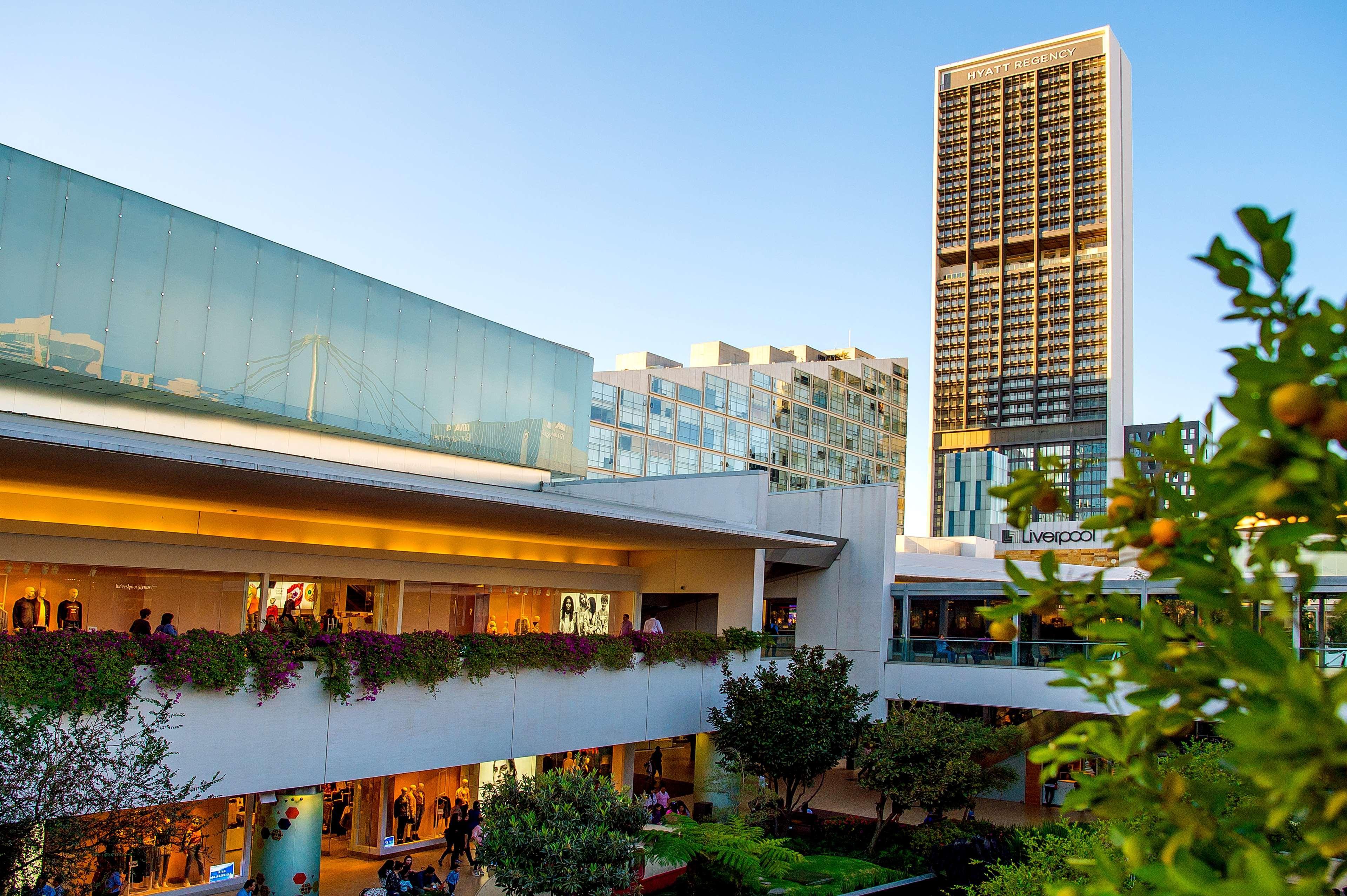 Hyatt Regency Andares Guadalajara Hotel Zapopan Buitenkant foto The Village at Atlantis